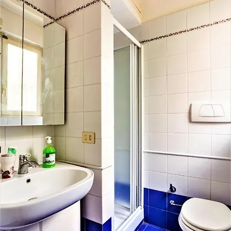 Appartamento -the Vatican Relais- San Pietro District And Free Parking